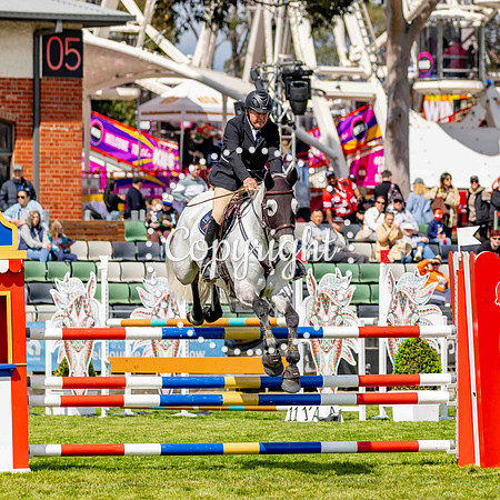 0B0A7526-25